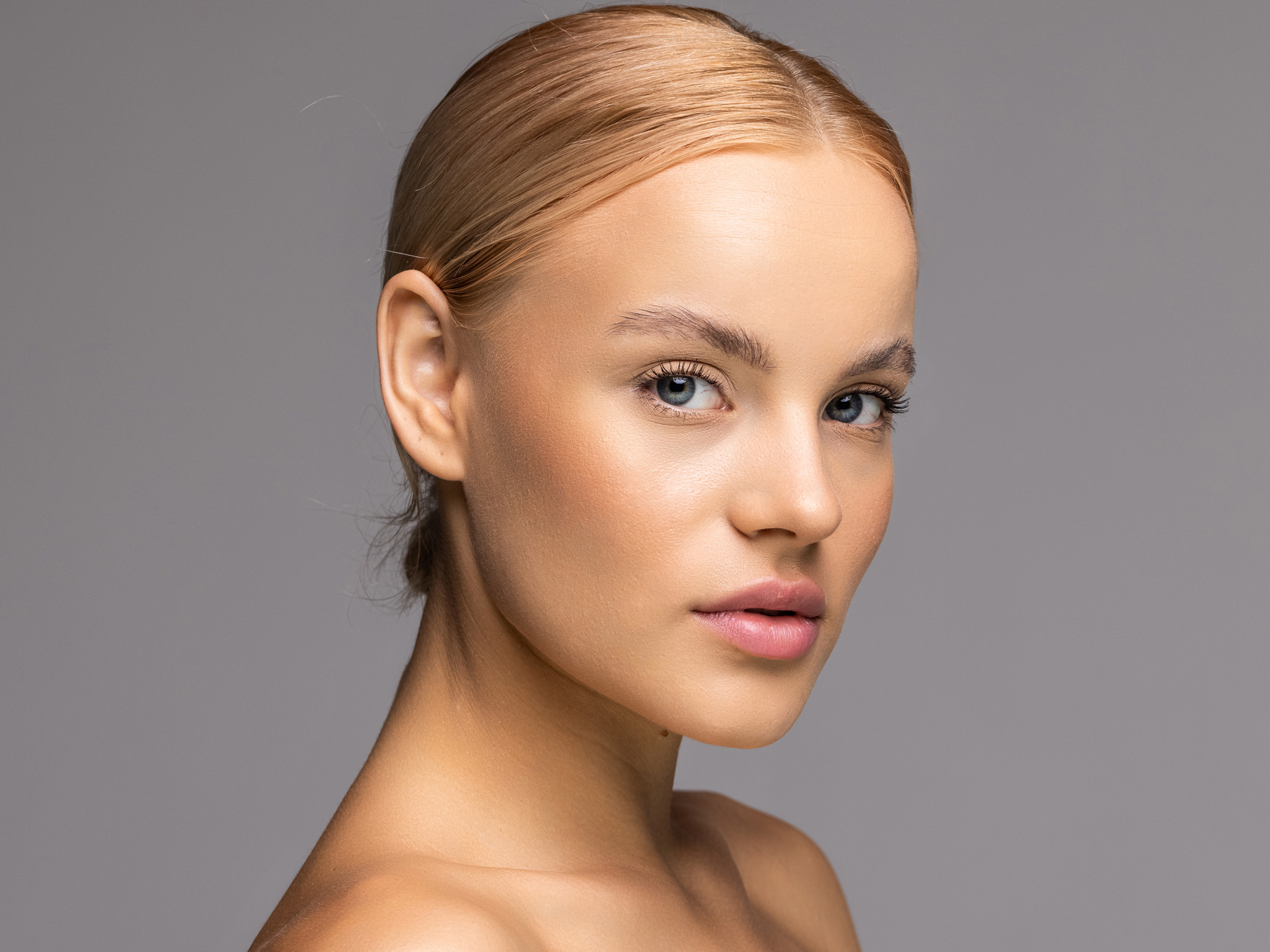 Τέλειο προφίλ και φυσική ομορφιά